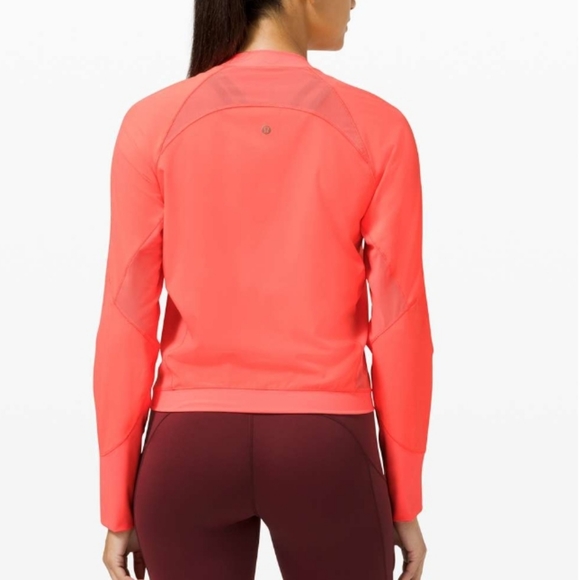 Lululemon Lightweight Run Jacket - Picture 8 of 9